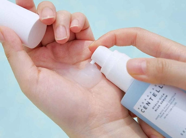 SKIN1004 Madagascar Centella Hyalu-Cica Blue Serum 50ml